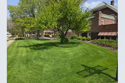 846 W Downer Place, Aurora, IL 60506 - Photo 11