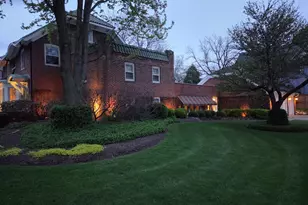 846 W Downer Pl, Aurora, IL 60506 - Photo 69