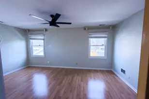 5367 Sequoia Ct, Gurnee, IL 60031 - Photo 13