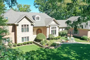 24092 W Old Oak Dr, Mundelein, IL 60060 - Photo 3