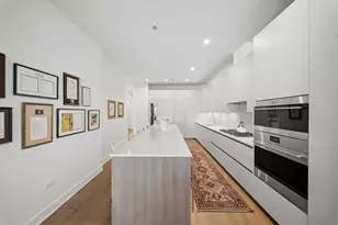 323 S Racine Ave, Chicago, IL 60607 - Photo 15