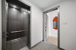 323 S Racine Ave, Chicago, IL 60607 - Photo 39