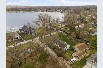 98 Cedar Drive, Crystal Lake, IL 60014 - Photo 3