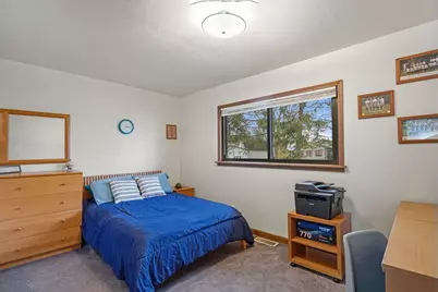 98 Cedar Drive, Crystal Lake, IL 60014 - Photo 17