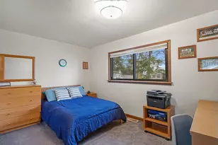 98 Cedar Dr, Crystal Lake, IL 60014 - Photo 17