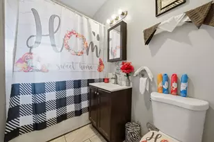 [Address not provided], Chicago, IL 60620 - Photo 9