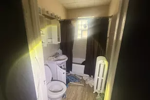 7337 S Indiana Ave, Chicago, IL 60619 - Photo 5