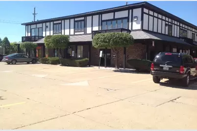 1700 E Algonquin Road #106, Algonquin, IL 60102 - Photo 1