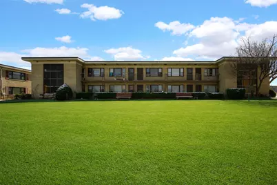 12 King Arthur Court #11, Northlake, IL 60164 - Photo 1