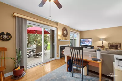 10 W Windsor Court, Sugar Grove, IL 60554 - Photo 9