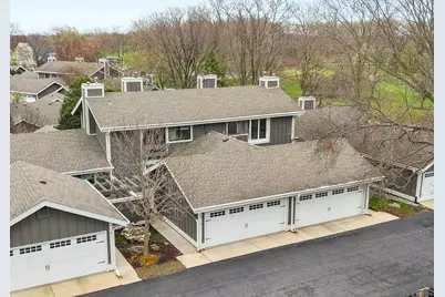 10 W Windsor Court, Sugar Grove, IL 60554 - Photo 1