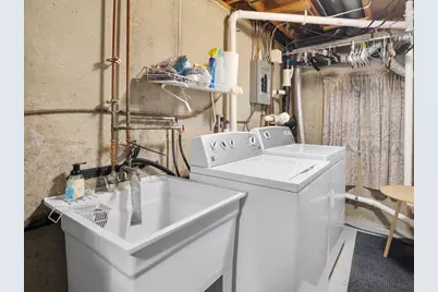 10 W Windsor Court, Sugar Grove, IL 60554 - Photo 29