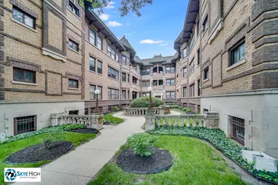 945 E Hyde Park Boulevard #2, Chicago, IL 60615 - Photo 1