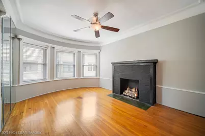 945 E Hyde Park Boulevard #2, Chicago, IL 60615 - Photo 5