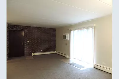 204 E Bailey Road #C, Naperville, IL 60565 - Photo 5