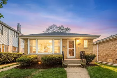 6344 N Kildare Avenue, Chicago, IL 60646 - Photo 1