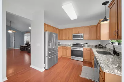 1053 Canary Avenue, Yorkville, IL 60560 - Photo 9