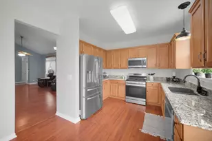 1053 Canary Ave, Yorkville, IL 60560 - Photo 9
