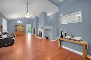 1053 Canary Ave, Yorkville, IL 60560 - Photo 5