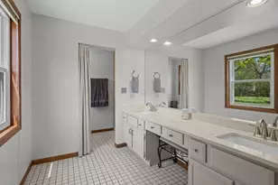 59 Sylvan Ct, Elk Grove Village, IL 60007 - Photo 13