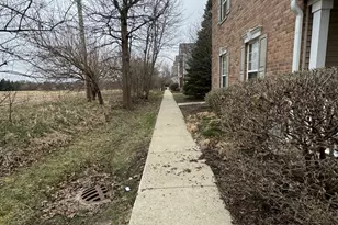 309 Springbrook Trail, Oswego, IL 60543 - Photo 21