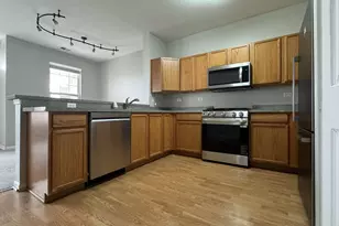 309 Springbrook Trail, Oswego, IL 60543 - Photo 5