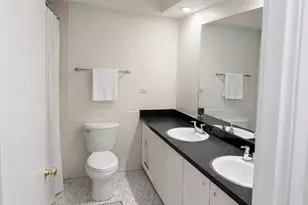 10109 Cherry Pkwy, Skokie, IL 60076 - Photo 9