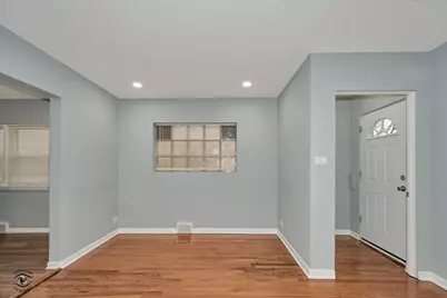 3904 W 58th Place, Chicago, IL 60629 - Photo 7