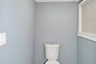 3904 W 58th Pl, Chicago, IL 60629 - Photo 25