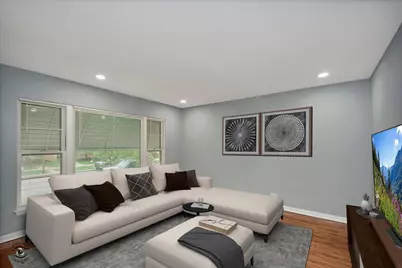 3904 W 58th Place, Chicago, IL 60629 - Photo 3