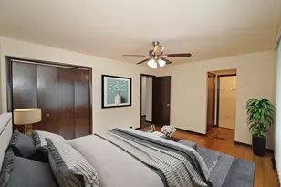 737 Elder Ln, Deerfield, IL 60015 - Photo 9