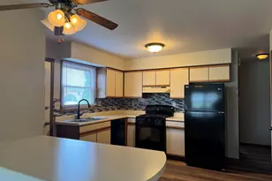 3113 Galilee Ave, Zion, IL 60099 - Photo 3