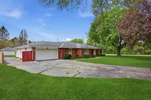 6363 Myrtle Ln, Rockford, IL 61108 - Photo 7