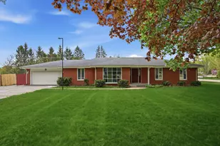 6363 Myrtle Ln, Rockford, IL 61108 - Photo 1
