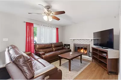 1240 Foxcroft Drive, Aurora, IL 60506 - Photo 5