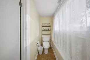 1240 Foxcroft Dr, Aurora, IL 60506 - Photo 17