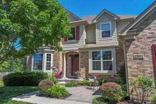 2991 Wagon Rd, Elgin, IL 60124 - Photo 3