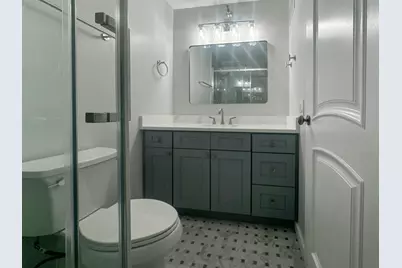 [Address not provided], Chicago, IL 60611 - Photo 17