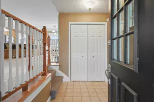 1050 Buckeye Ln, Decatur, IL 62521 - Photo 3