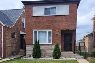 9020 S King Dr, Chicago, IL 60619 - Photo 1