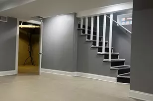 9020 S King Dr, Chicago, IL 60619 - Photo 7