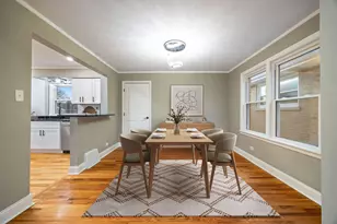 10615 S Emerald Ave, Chicago, IL 60628 - Photo 5