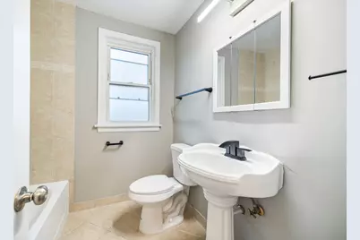 10615 S Emerald Avenue, Chicago, IL 60628 - Photo 17