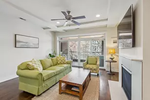 1011 N Wolcott Ave, Chicago, IL 60622 - Photo 3