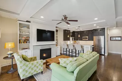 1011 N Wolcott Avenue #2N, Chicago, IL 60622 - Photo 5