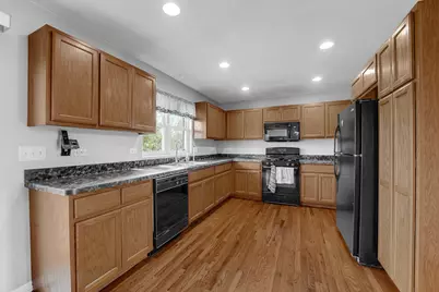 17214 Arrowhead, Oak Forest, IL 60452 - Photo 7
