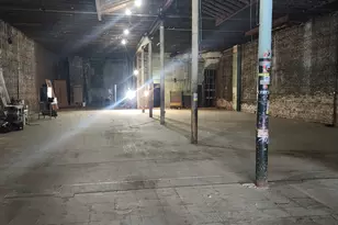 8802 S Commercial Ave, Chicago, IL 60617 - Photo 3