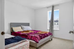 395 S Pointe Ave, South Elgin, IL 60177 - Photo 13