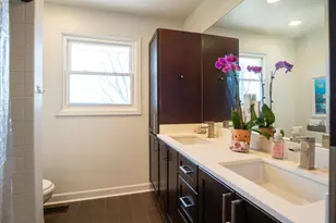 4025 Radcliffe Dr, Northbrook, IL 60062 - Photo 17