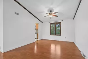 1005 Madiera Dr, Shorewood, IL 60404 - Photo 5